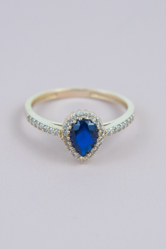 Women's ring