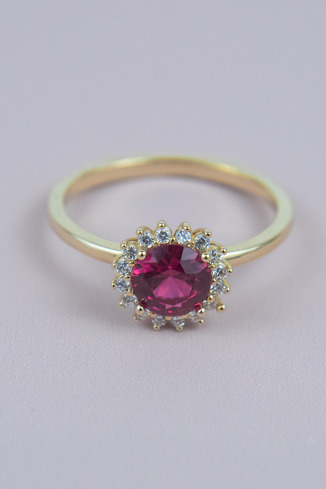Γυναικείο δαχτυλίδι ροζέτα ρουμπίνι